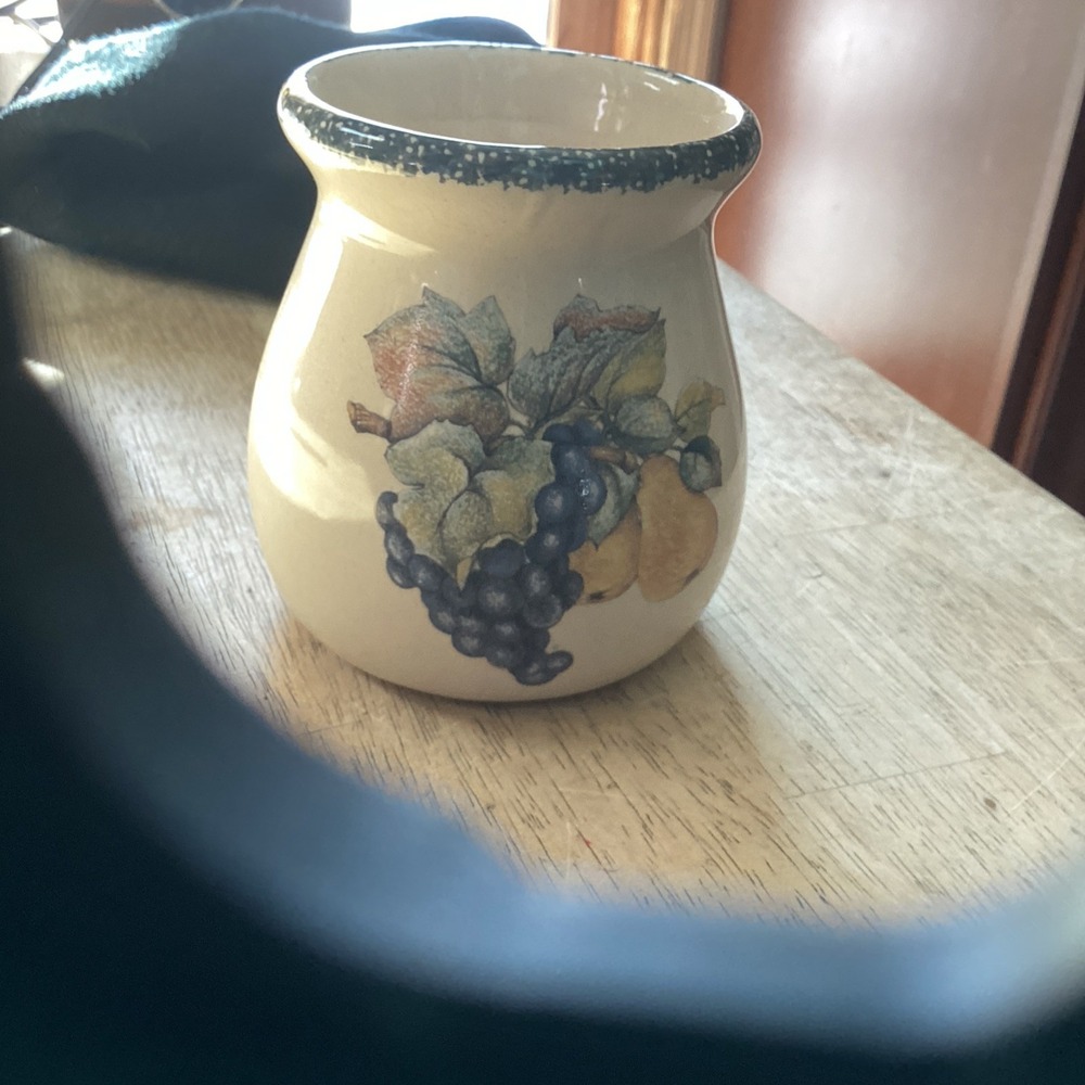 Home and Garden Party Italian Fruit Stoneware Candle Medium Spoon Jar Round